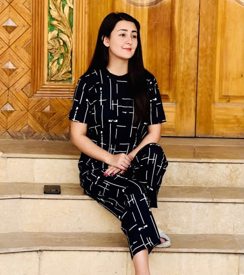 Black Printed Capri Girl's Suit